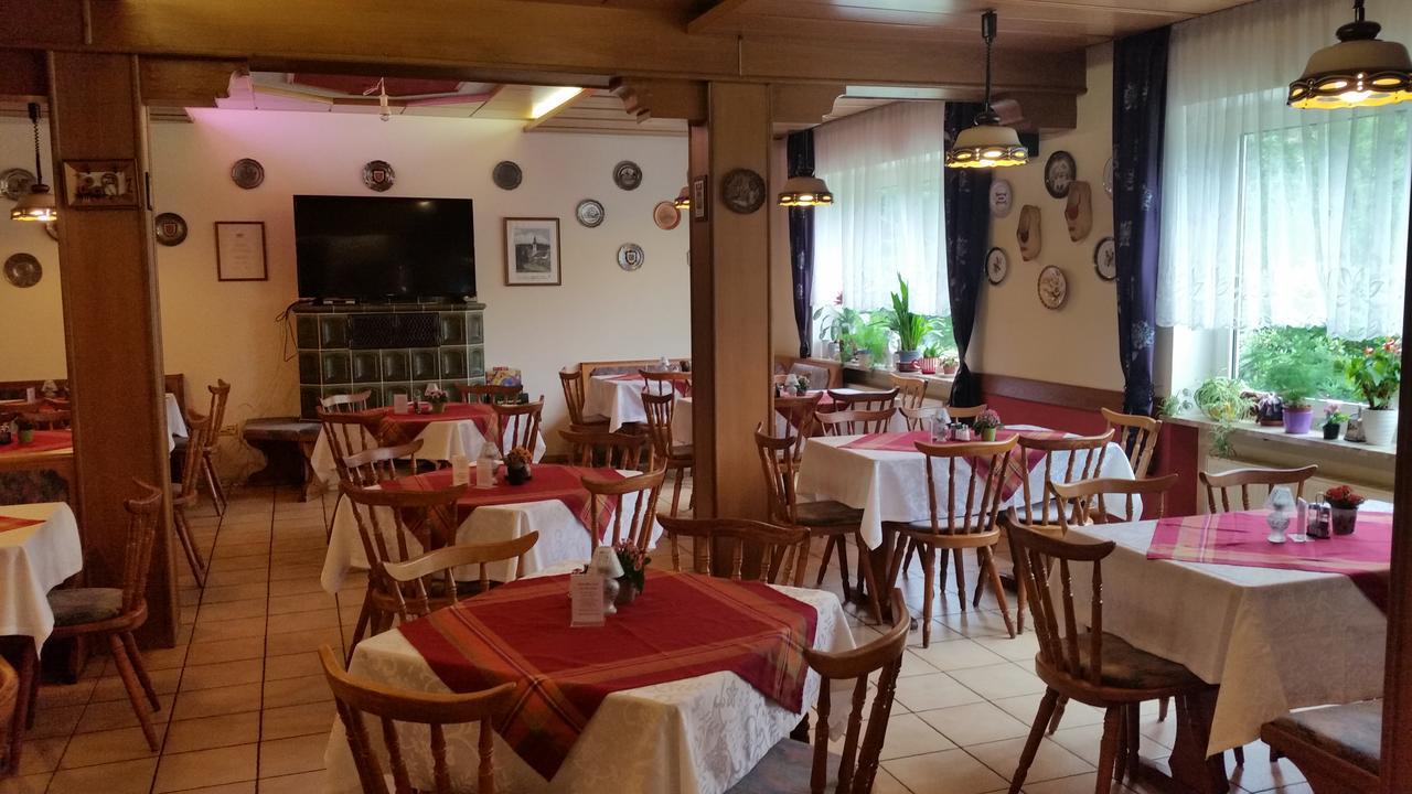 ורמנסטיינאך Hotel-Pension Dressel מראה חיצוני תמונה