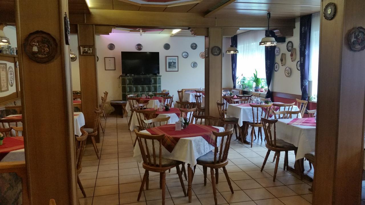 ורמנסטיינאך Hotel-Pension Dressel מראה חיצוני תמונה