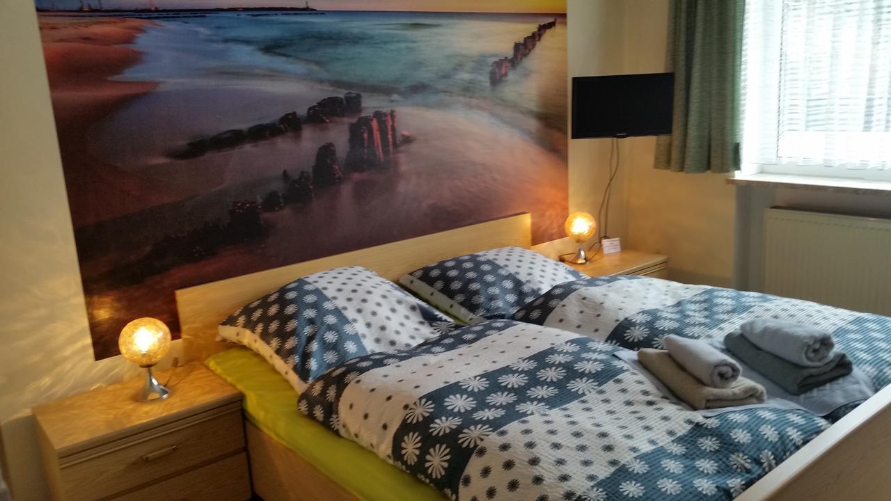 ורמנסטיינאך Hotel-Pension Dressel מראה חיצוני תמונה
